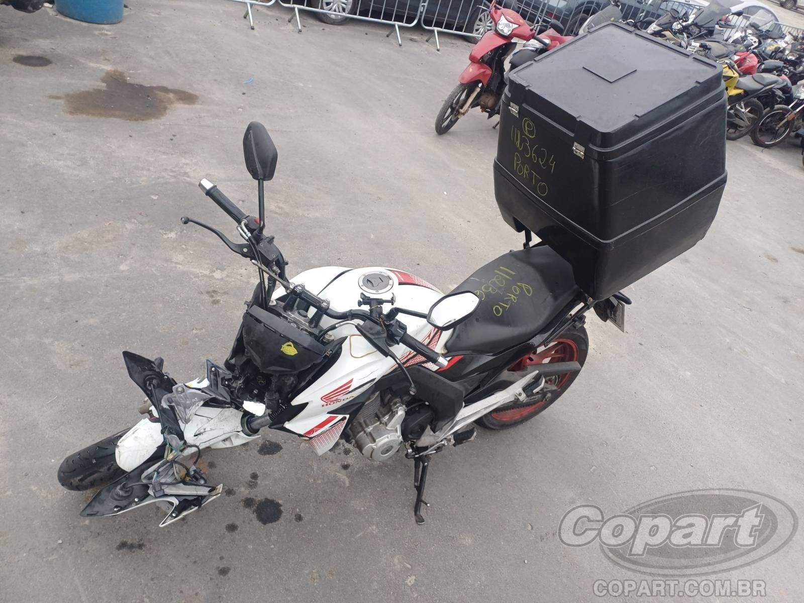 Foto 2: 2022 HONDA CB 250 F
