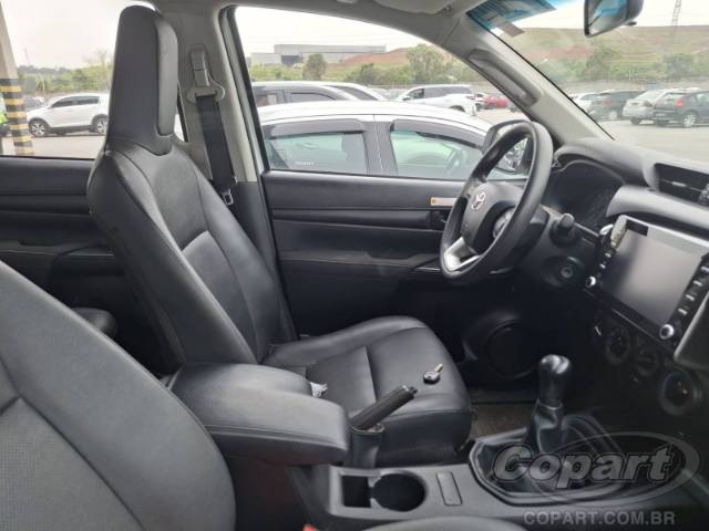2023 TOYOTA HILUX CD 