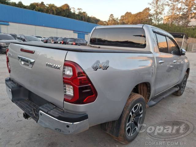 2021 TOYOTA HILUX CD 