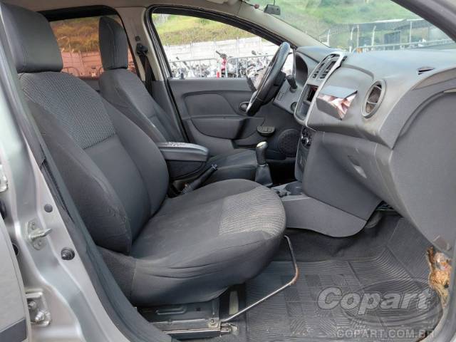 2014 RENAULT LOGAN 