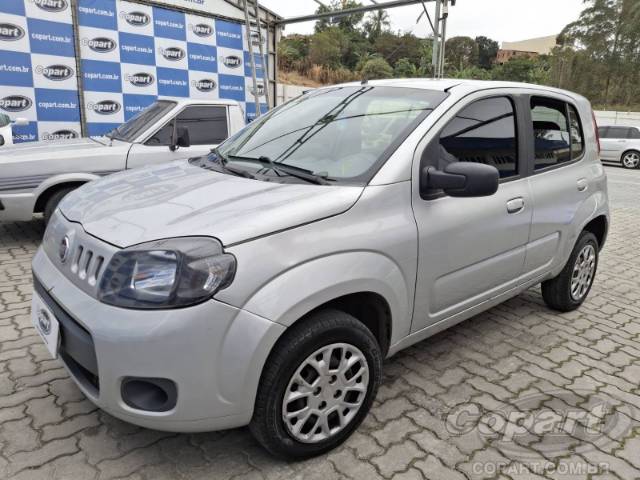 2016 FIAT UNO 