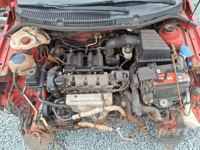 2015 VOLKSWAGEN SAVEIRO CE 