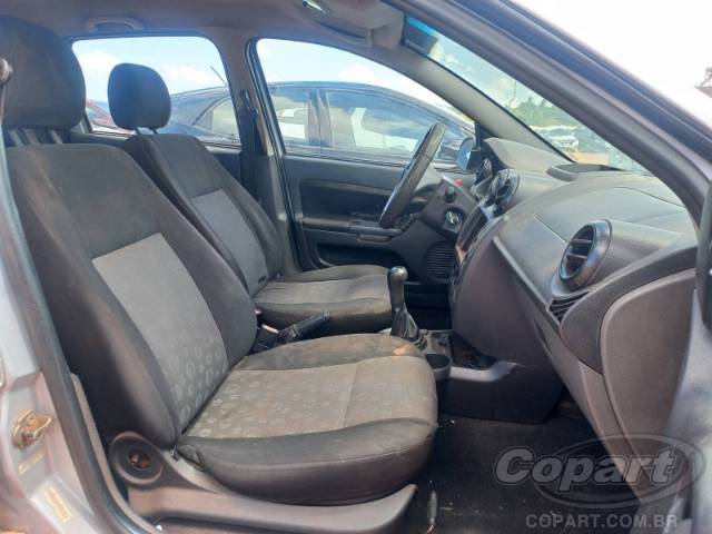 2013 FORD FIESTA 