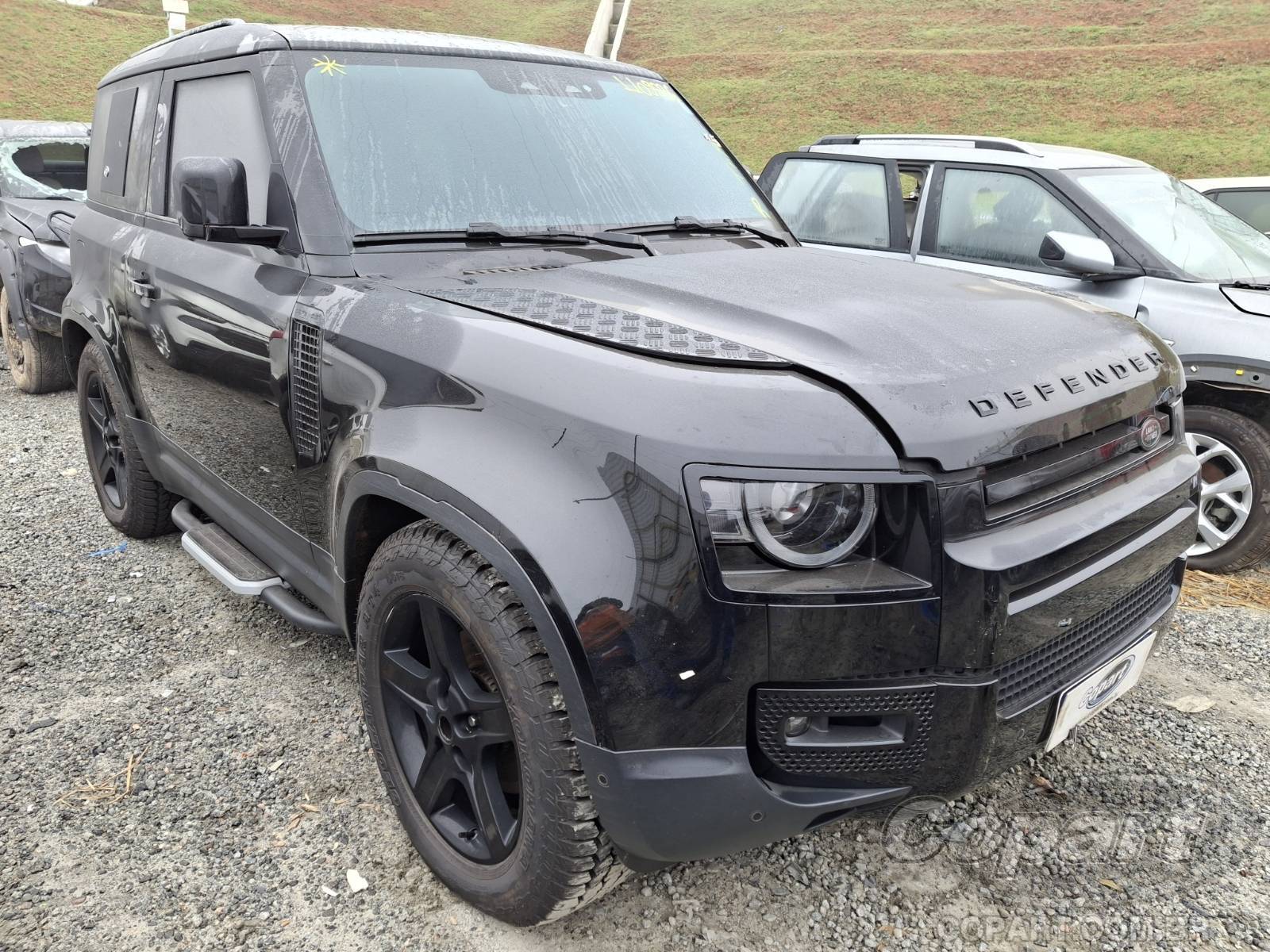 Veículo Land Rover Land Rover Land Rover Defender 90 2.0 Ingenium Turbo 2022 em leilão