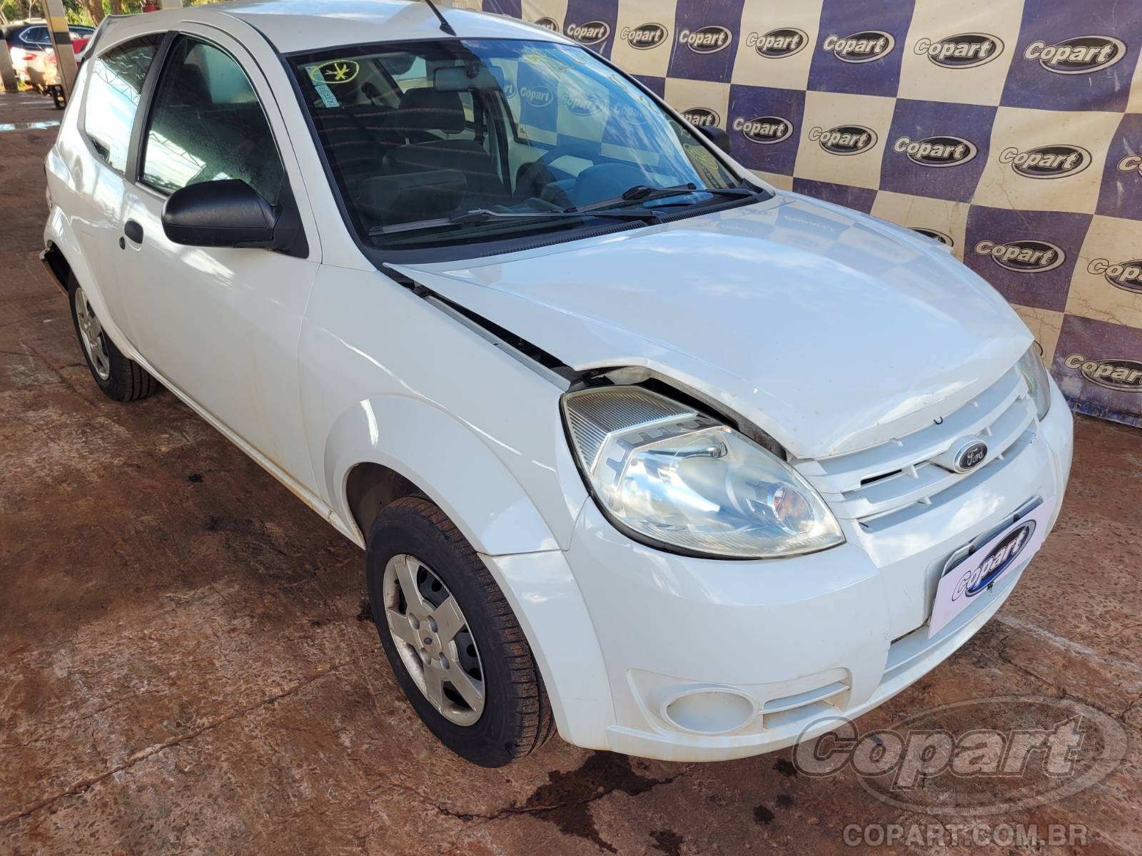 Veículo Ford Ka Ford Ka Flex 1.0 2010 Médio Estado com Colisão Traseira 2010 em leilão