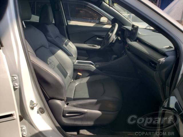 2026 TOYOTA Yaris Cross 