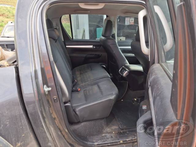 2024 TOYOTA HILUX CD 