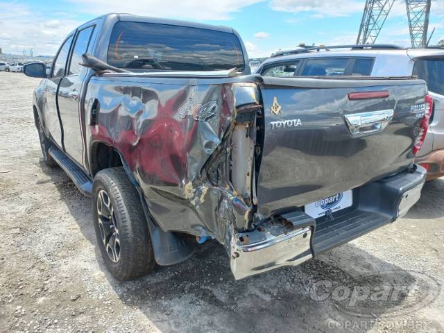 2023 TOYOTA HILUX CD 
