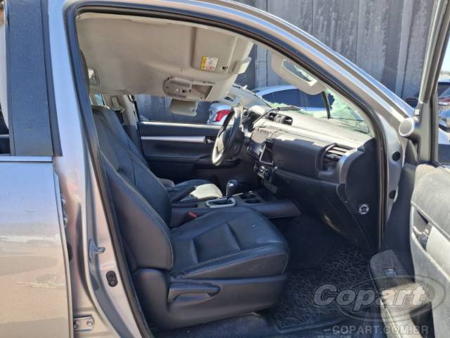 2022 TOYOTA HILUX CD 