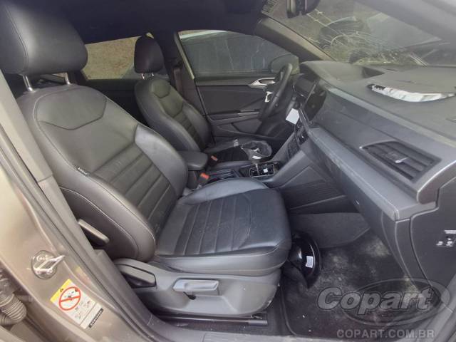 2025 VOLKSWAGEN TAOS 