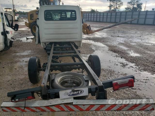 2013 IVECO DAILY CHASSI 