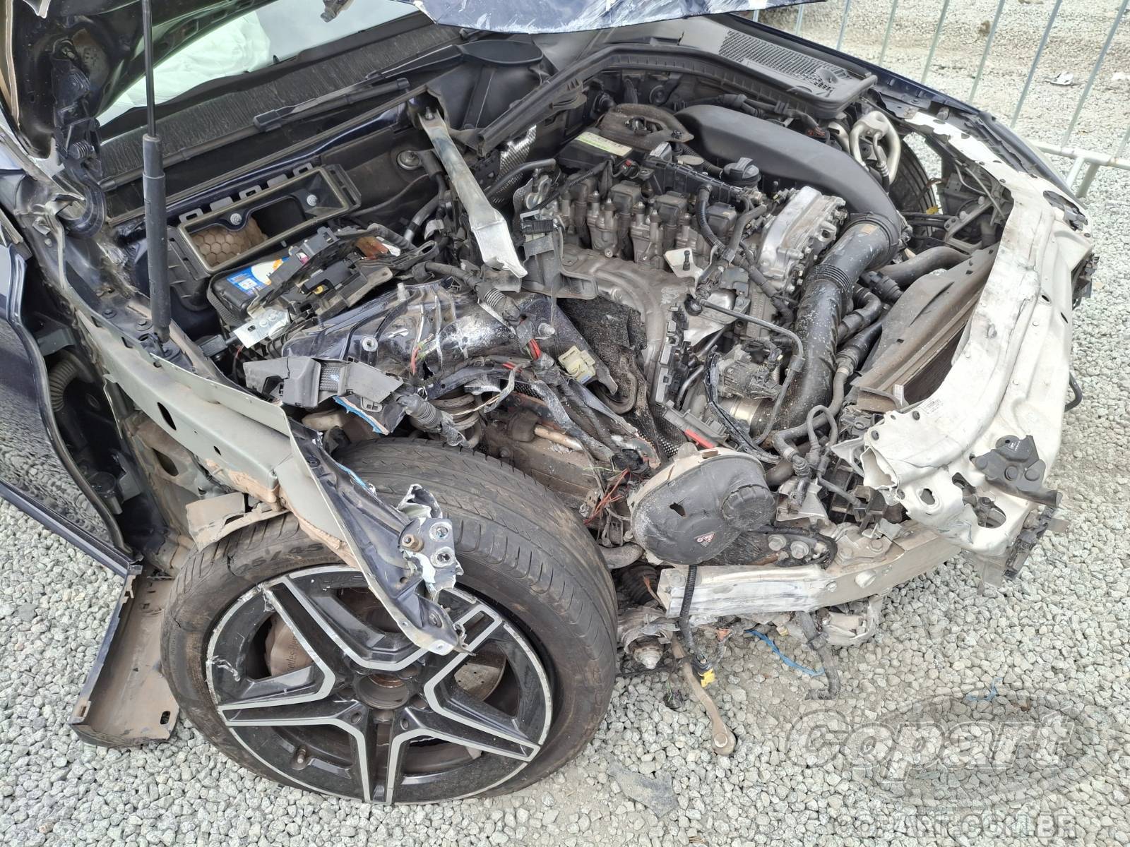 Foto 13 de 15: 2020 MERCEDES BENZ CLASSE C