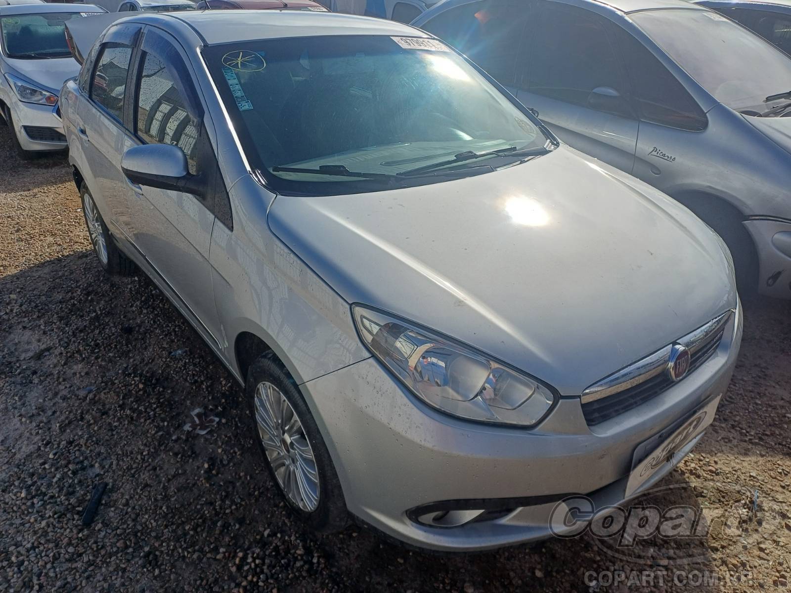 Veículo Fiat Grand Siena Fiat Grand Siena Essence 1.6 16V 2015 Médio Estado 2015 em leilão