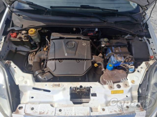 2013 FIAT PUNTO 
