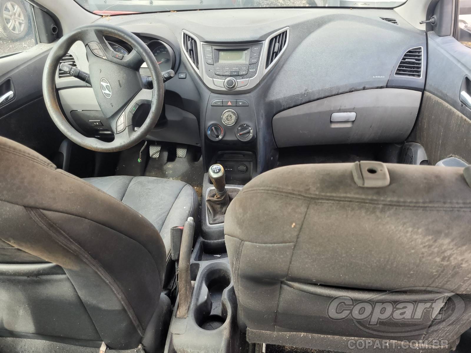 Foto 9 de 10: 2015 HYUNDAI HB20S