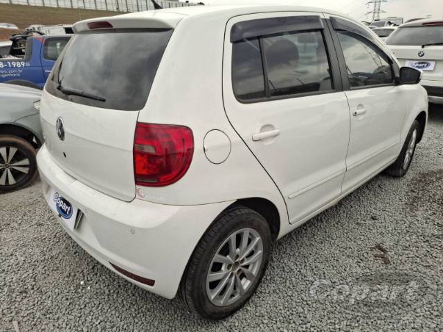 2014 VOLKSWAGEN FOX 