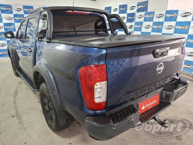 2025 NISSAN FRONTIER CD 