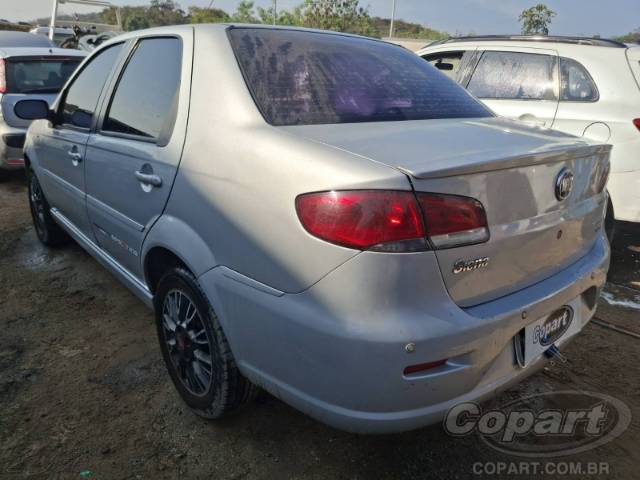 2011 FIAT SIENA 
