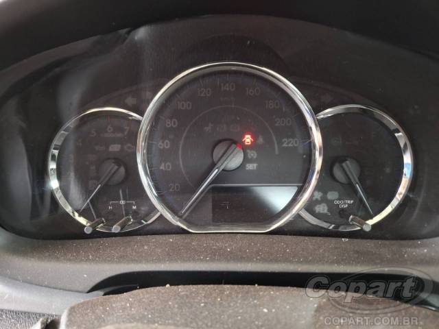 2019 TOYOTA YARIS SEDA 