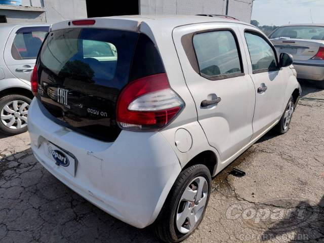 2017 FIAT MOBI 