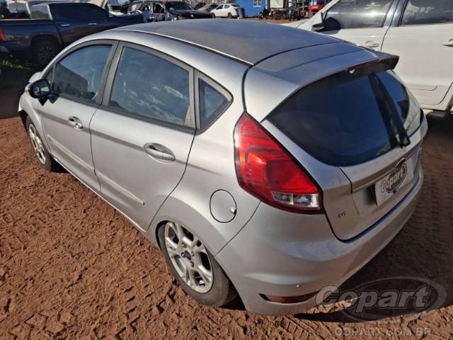 2015 FORD FIESTA 