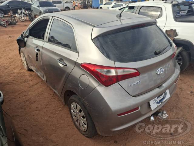 2017 HYUNDAI HB20 
