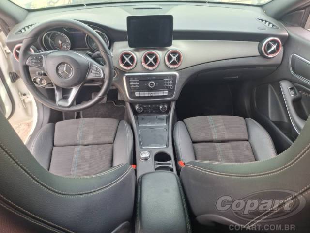 2017 MERCEDES BENZ CLASSE CLA 