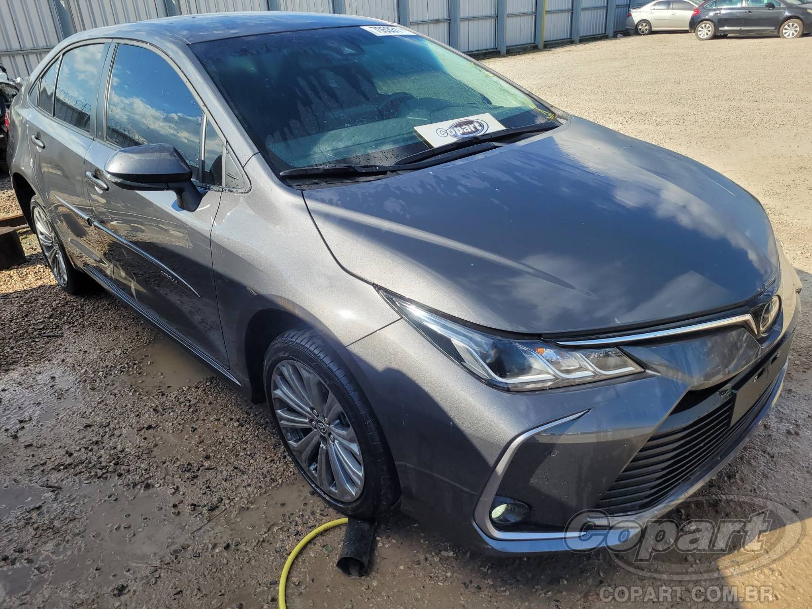 Veículo Toyota Corolla Toyota Corolla XEI 2.0 16V 2023 com Pequenas Avarias 2023 em leilão