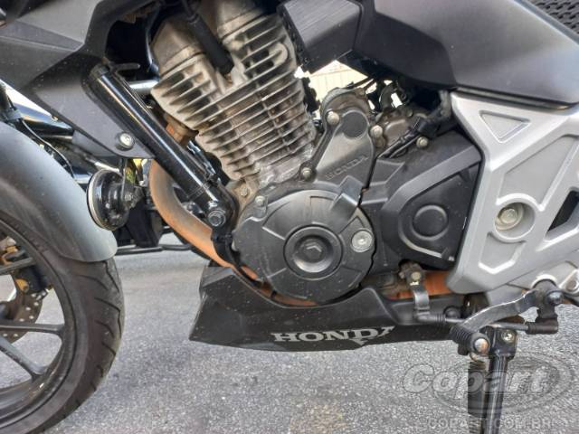 2025 HONDA CB 300F 