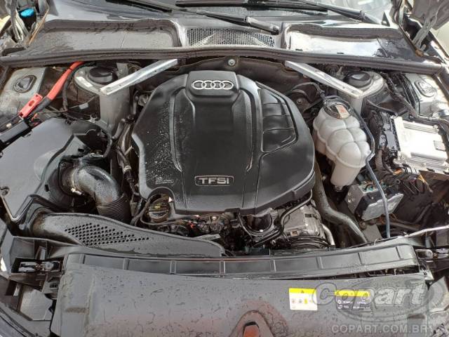 2022 AUDI A4 