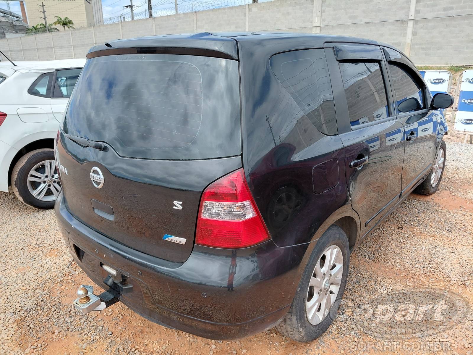 2013 NISSAN LIVINA — foto 4 de 10