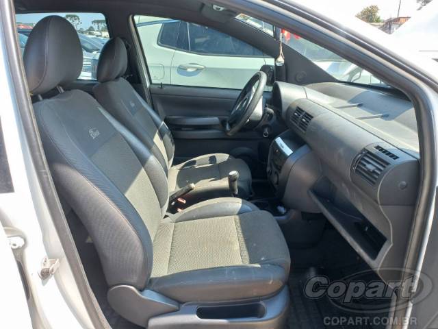 2010 VOLKSWAGEN FOX 
