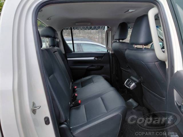 2017 TOYOTA HILUX CD 