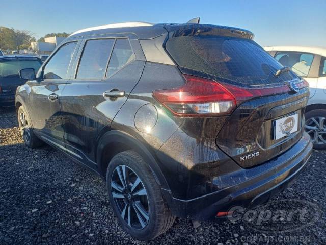 2022 NISSAN KICKS 