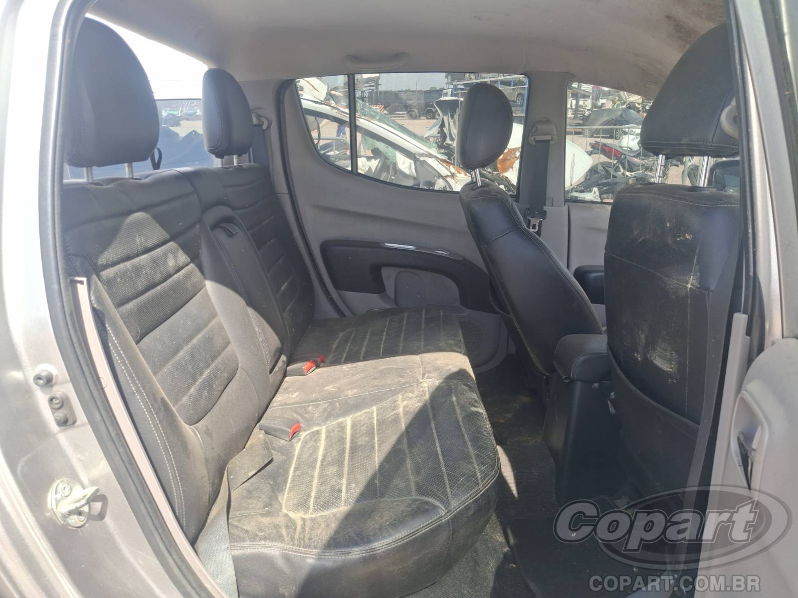 Foto 6 de 11: 2015 MITSUBISHI L200 TRITON