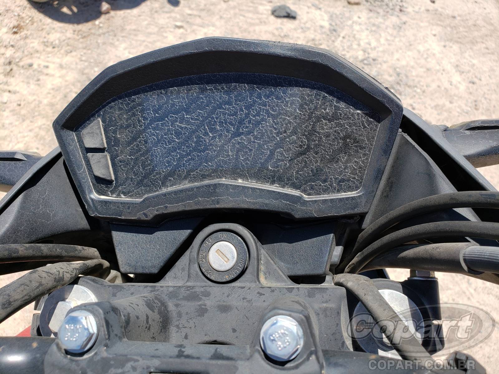 Foto 8 de 10: 2019 HONDA CB 250 F