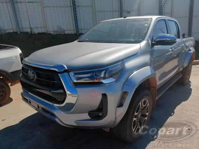 2024 TOYOTA HILUX CD 