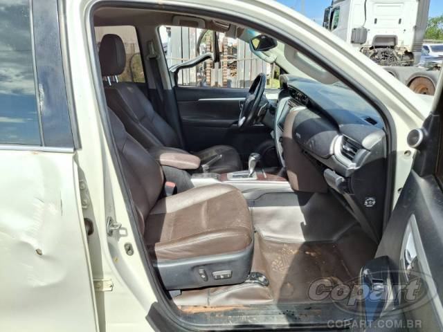 2018 TOYOTA HILUX SW4 