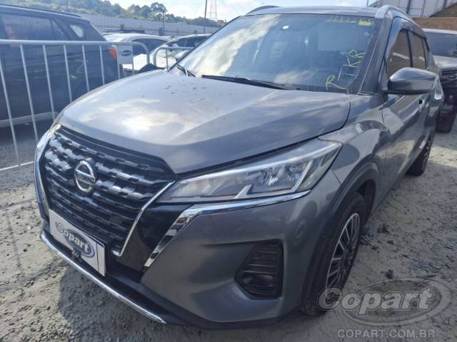2022 NISSAN KICKS 