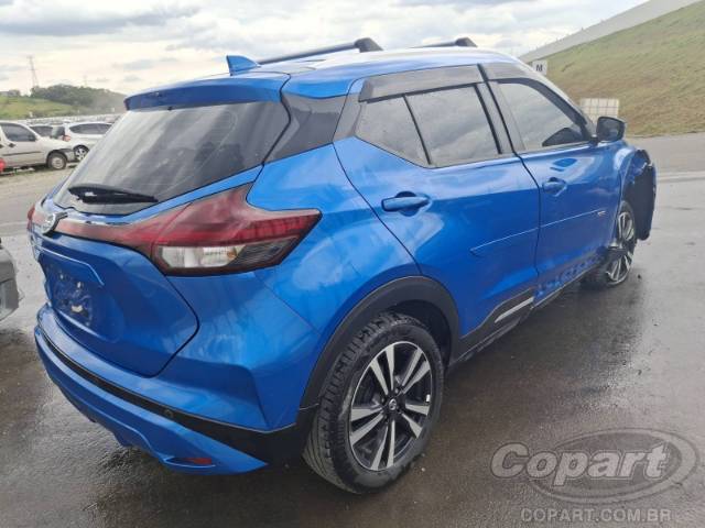 2022 NISSAN KICKS 
