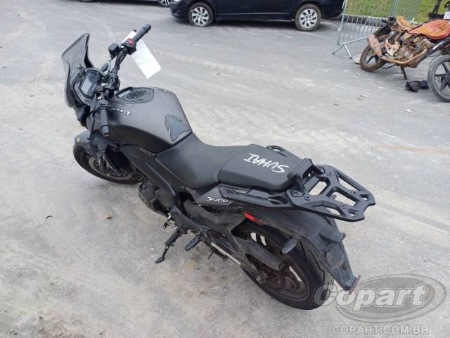 2025 BAJAJ DOMINAR 