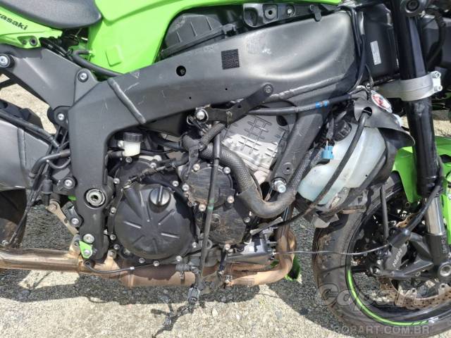 2025 KAWASAKI NINJA ZX-6R 