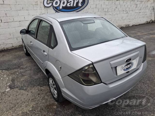 2011 FORD FIESTA SEDAN 