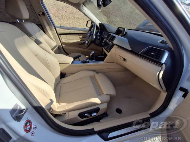 2016 BMW SERIE 3 