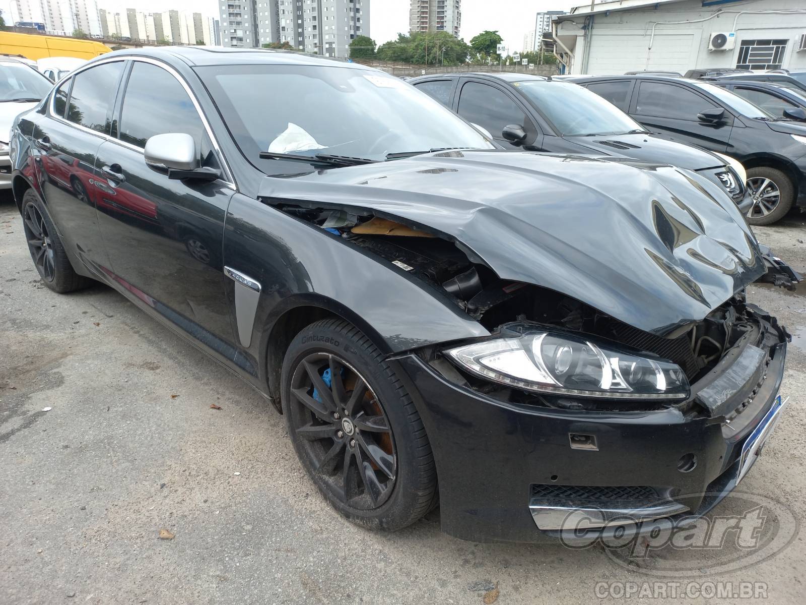 Veículo Jaguar XF Jaguar XF Luxury 2.0 16V GTDI Turbo 2014 Blindado Colisão Média Monta 2014 em leilão