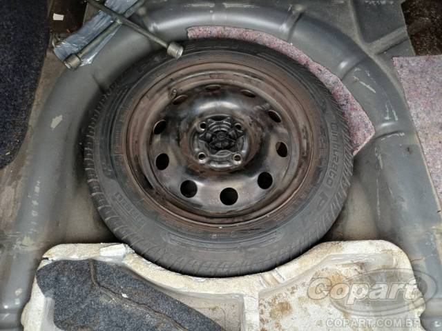 2006 FORD FIESTA SEDAN 