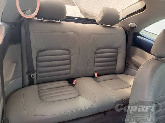 2009 VOLKSWAGEN NEW BEETLE 