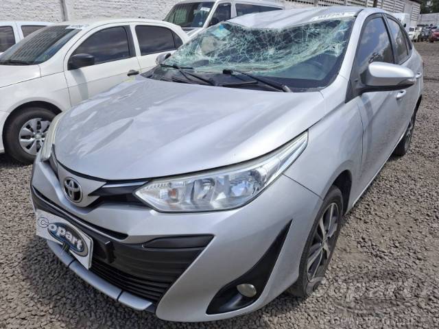 2019 TOYOTA YARIS SEDA 