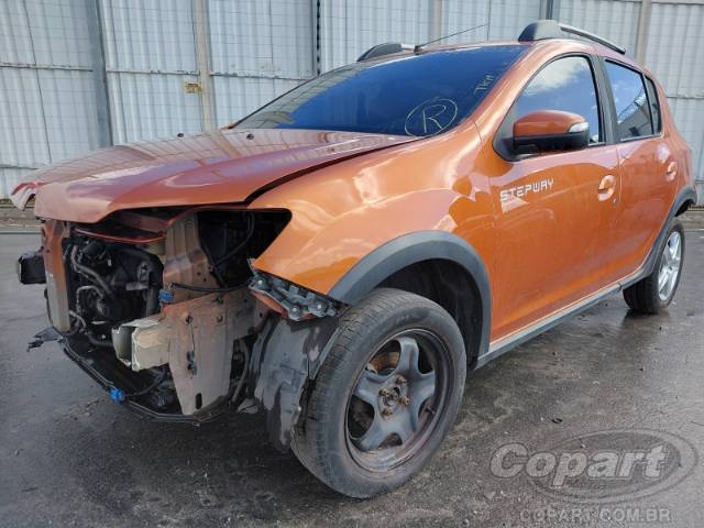 2015 RENAULT SANDERO 