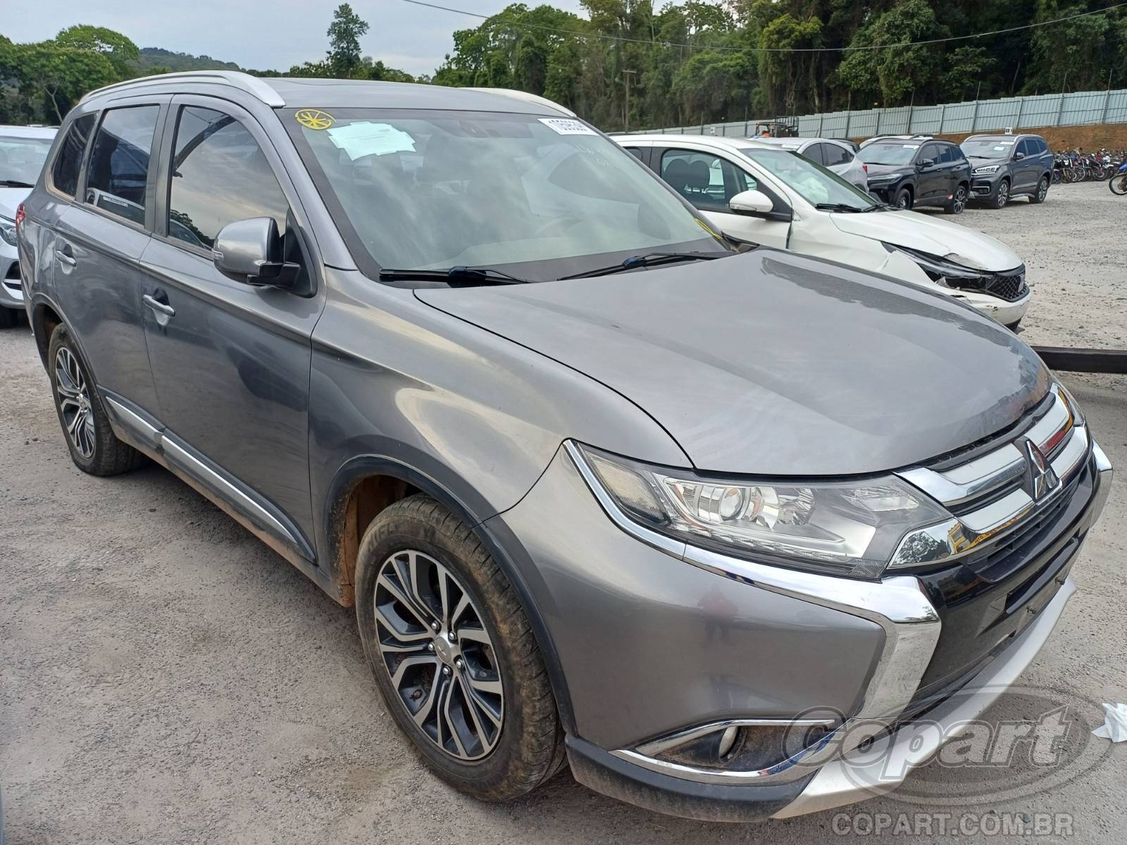 Veículo Mitsubishi Outlander Mitsubishi Outlander Comfort 2.0 16V MIVEC 2018 2018 em leilão